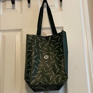 Lululemon Dark Green and Black Tote